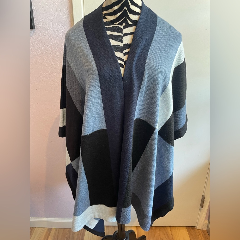 White House Black Market Geometric Shawl Sweater - Blue, Black, White